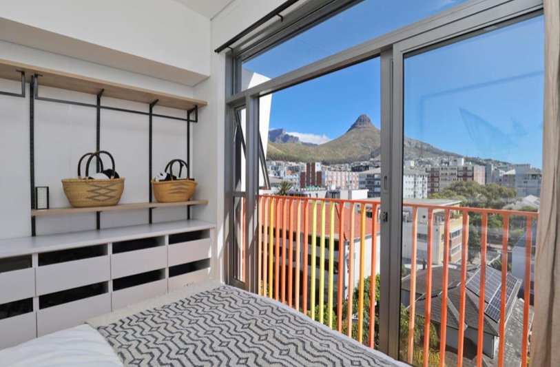 To Let 2 Bedroom Property for Rent in Sea Point Western Cape